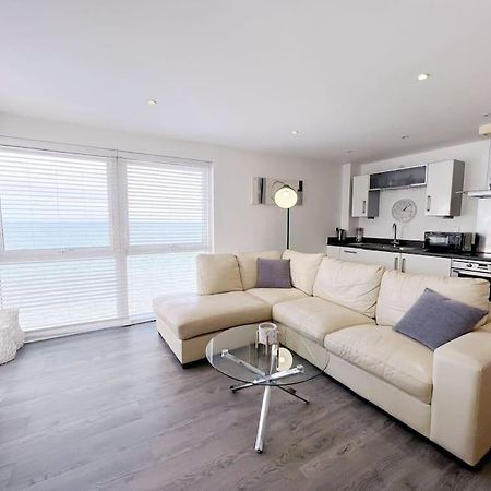 Stylish Seaview One-Bedroom Apt Swansea Extérieur photo